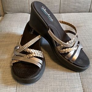 Sketchers silver & black sandals